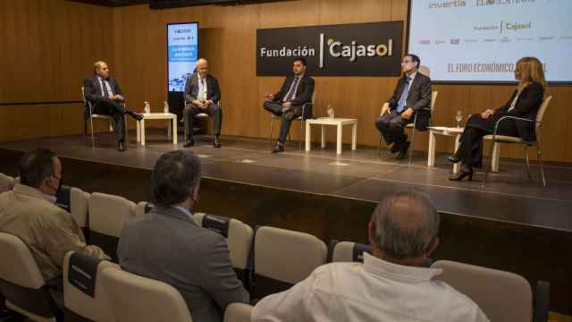 Mesa redonda 'Análisis de la situación del tejido empresarial andaluz' del I Foro Económico Español 'La Andalucía pos-Covid'.