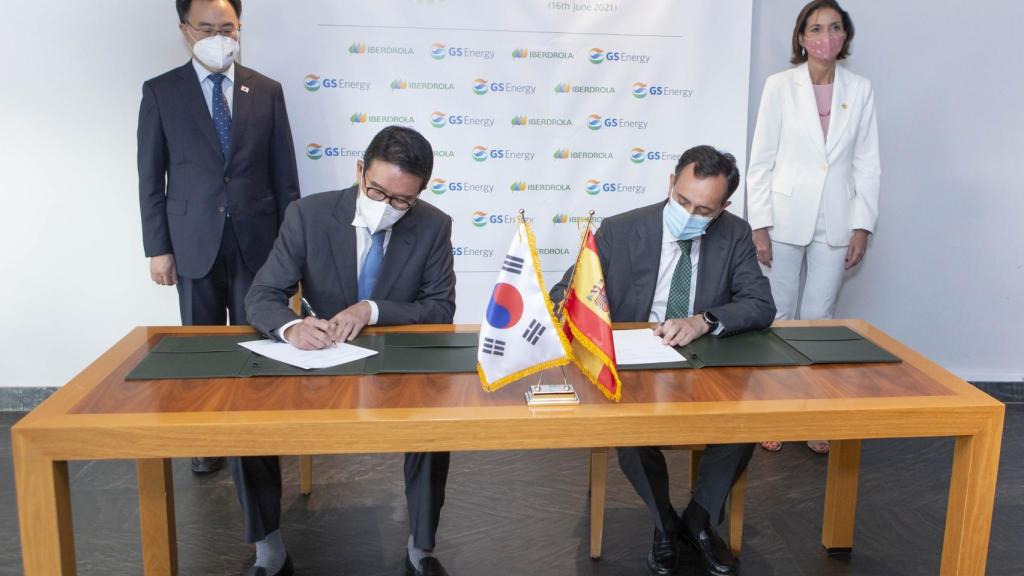 Iberdrola se alía con la coreana GS Energy para desarrollar renovables en Asia-Pacífico