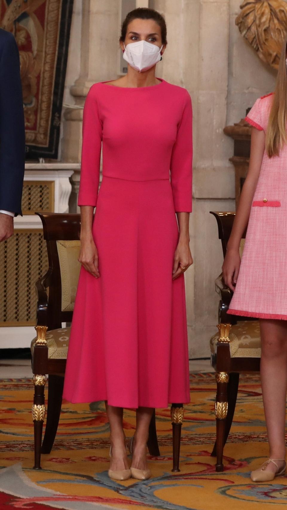 El 'outfit' de la Reina para este importante día para la Corona.