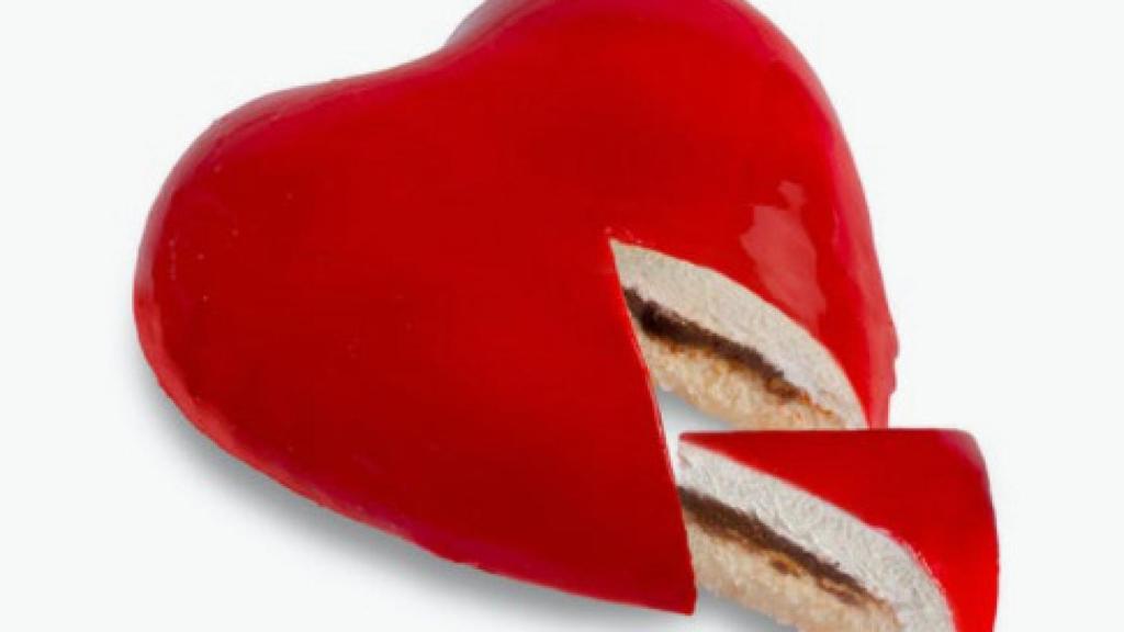 Tarta corazón rellena
