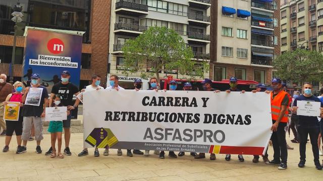 La Asociación de Profesional de Suboficiales de las Fuerzas Armadas (Asfaspro) durante la concentración.