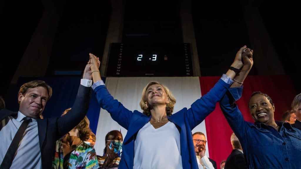 La presidenta de la Isla de Francia (región pairisina), Valerie Pecresse, tras un mitin previo a las elecciones de este domingo.