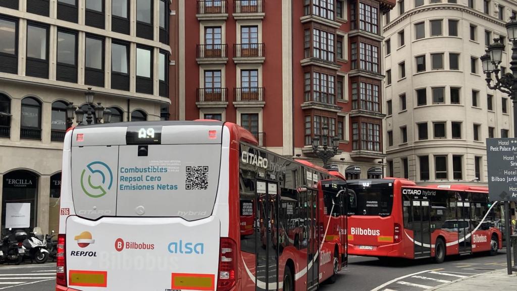 Foto del autobús de Bilbao con biocombustibles.