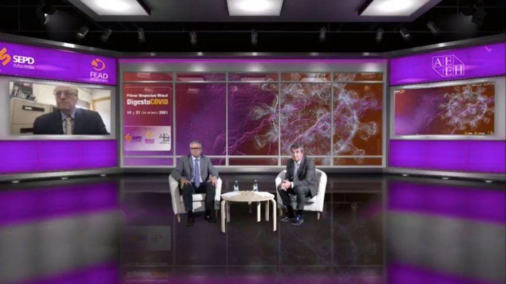 Crespo, durante su participación en el primer simposio internacional de Covid y Aparato Digestivo.