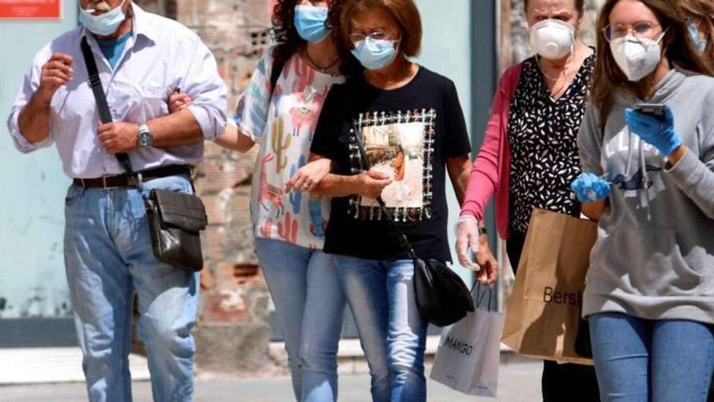 A partir del sábado, 26 de junio, dejará de ser obligatorio el uso de la mascarilla en exteriores.
