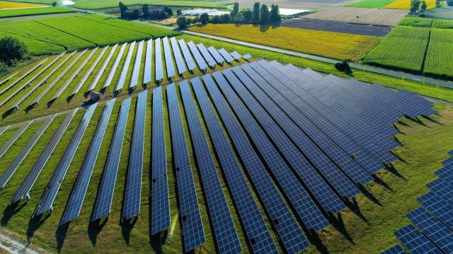 Amazon aumenta a 520 MW su capacidad renovable en España con un quinto proyecto