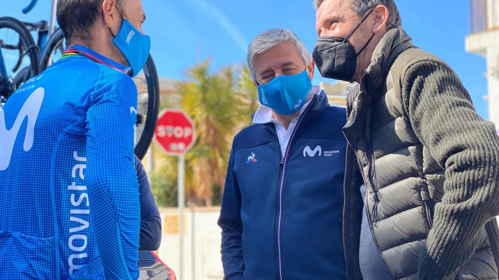 Alejandro Valverde y Eusebio Unzue, durante la Volta a Cataluña