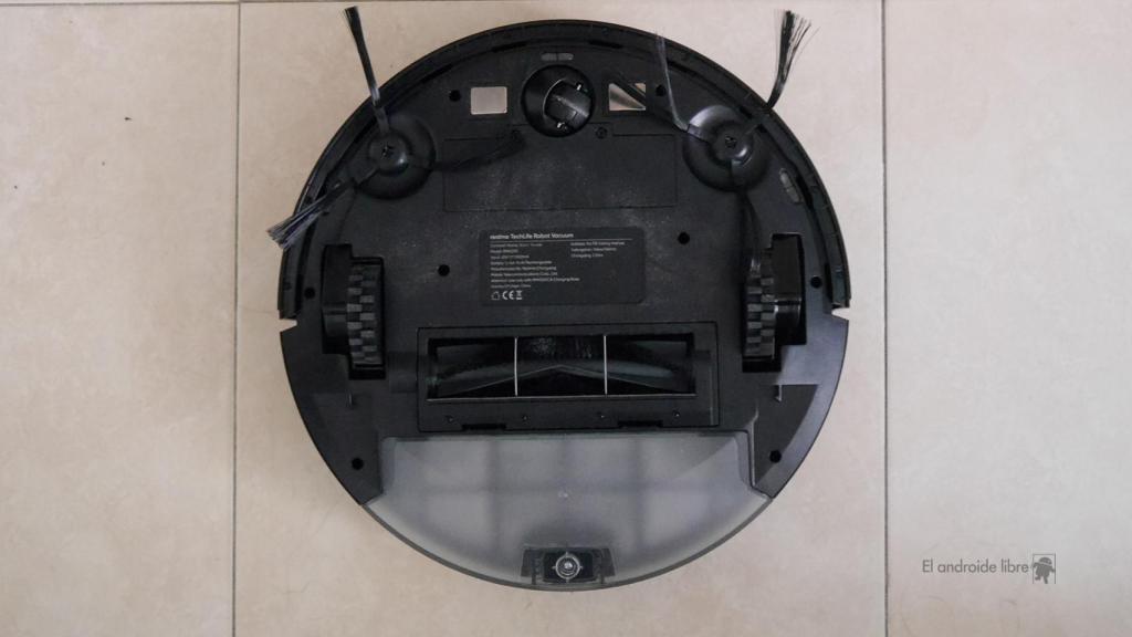 Realme Techlife robot vacuum