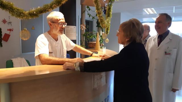 La consellera de Sanidad, Ana Barceló, en una visita al hospital Virgen de los Lirios de Alcoy.