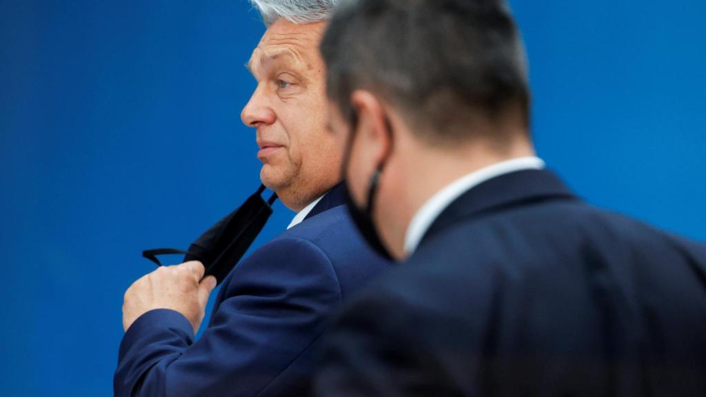 El primer ministro húngaro, Viktor Orbán, se enroca con su ley anti-LGBT
