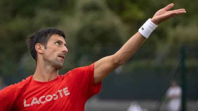 Novak Djokovic, entrenando en Wimbledon