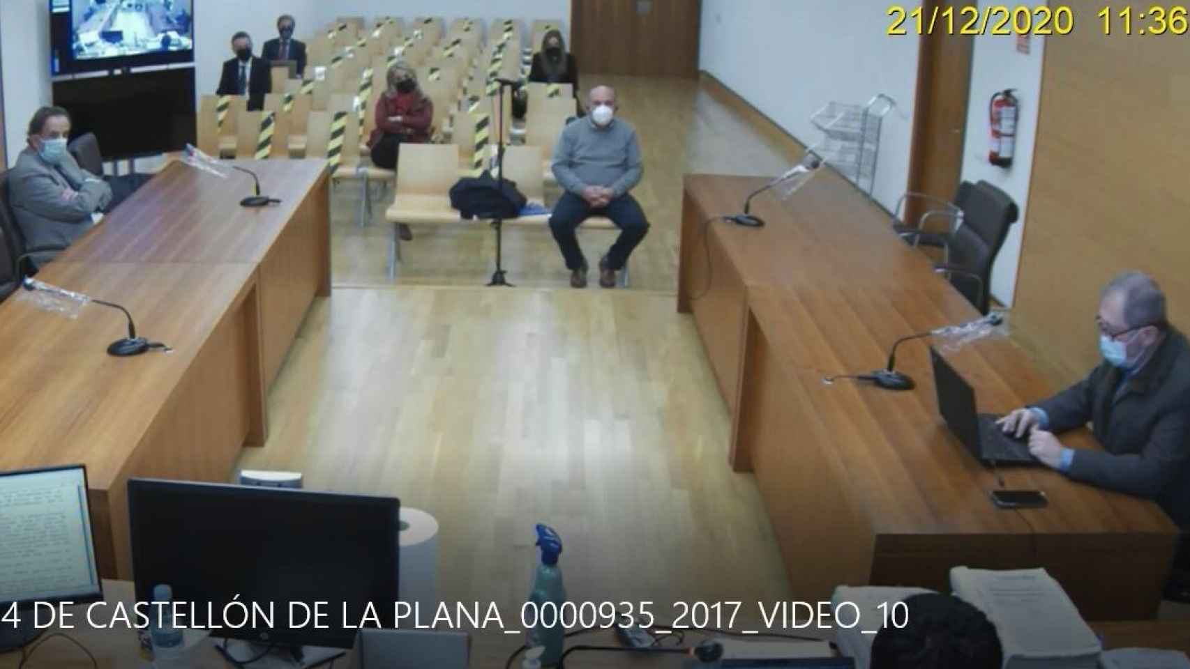 Miguel Carot, exgerente del PP de Castellón, en su declaración ante el juez Jacobo Pin. EE