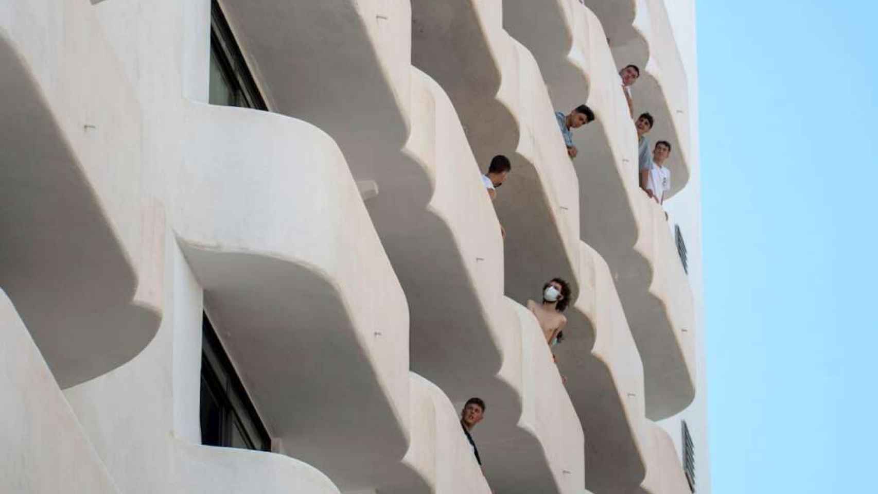 Alumnos confinados en un hotel de Mallorca.