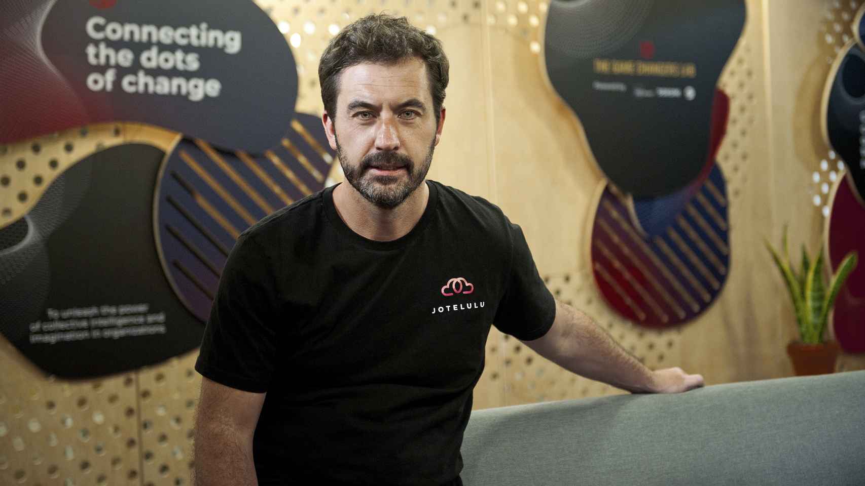 David Amorín es el CEO de la startup Jotelulu.