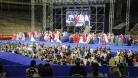 La gala de candidatas a Bellea del Foc es uno de los momentos que recibe más críticas por parte de las jóvenes.