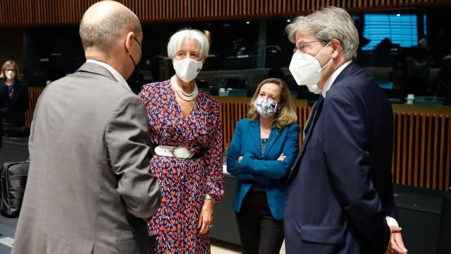 Olaf Scholz, Christine Lagarde, Nadia Calviño y Paolo Gentiloni, durante la última reunión del Eurogrupo