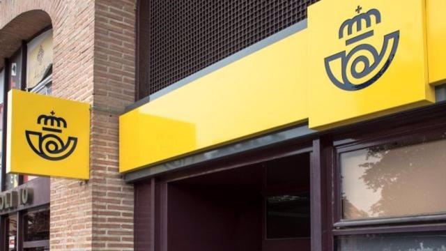 Correos digitaliza sus 2.295 puntos de atención al público en zonas rurales