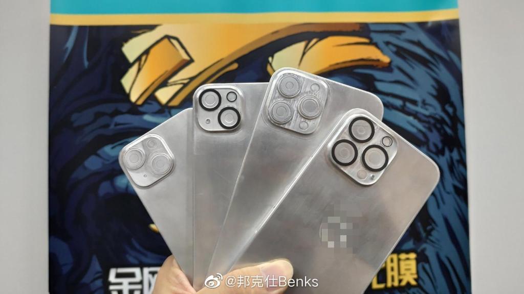 Moldes de iPhone 13