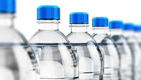 Botellas de agua.