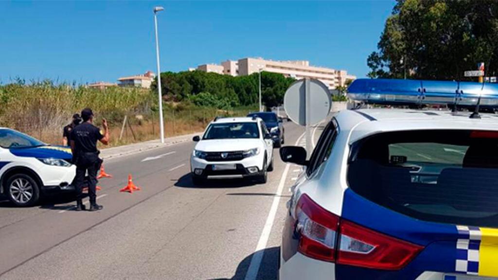 Un control rutinario descubre a un traficante de marihuana perseguido en Alemania.