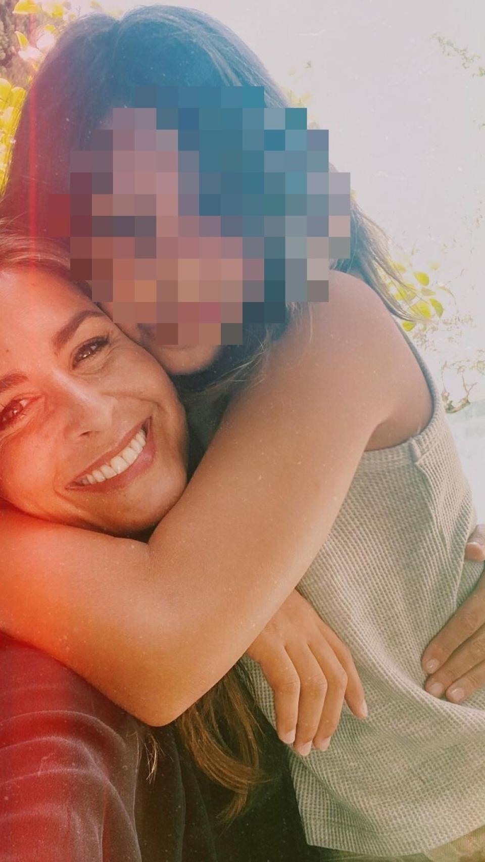La foto compartida por Nuria, junto a su hija Olvia.