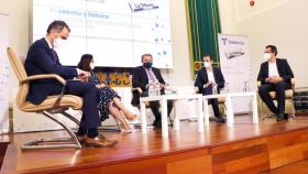 El consejero de Sanidad, Jesús Fernández Sanz, durante un foro informativo en Ciudad Real