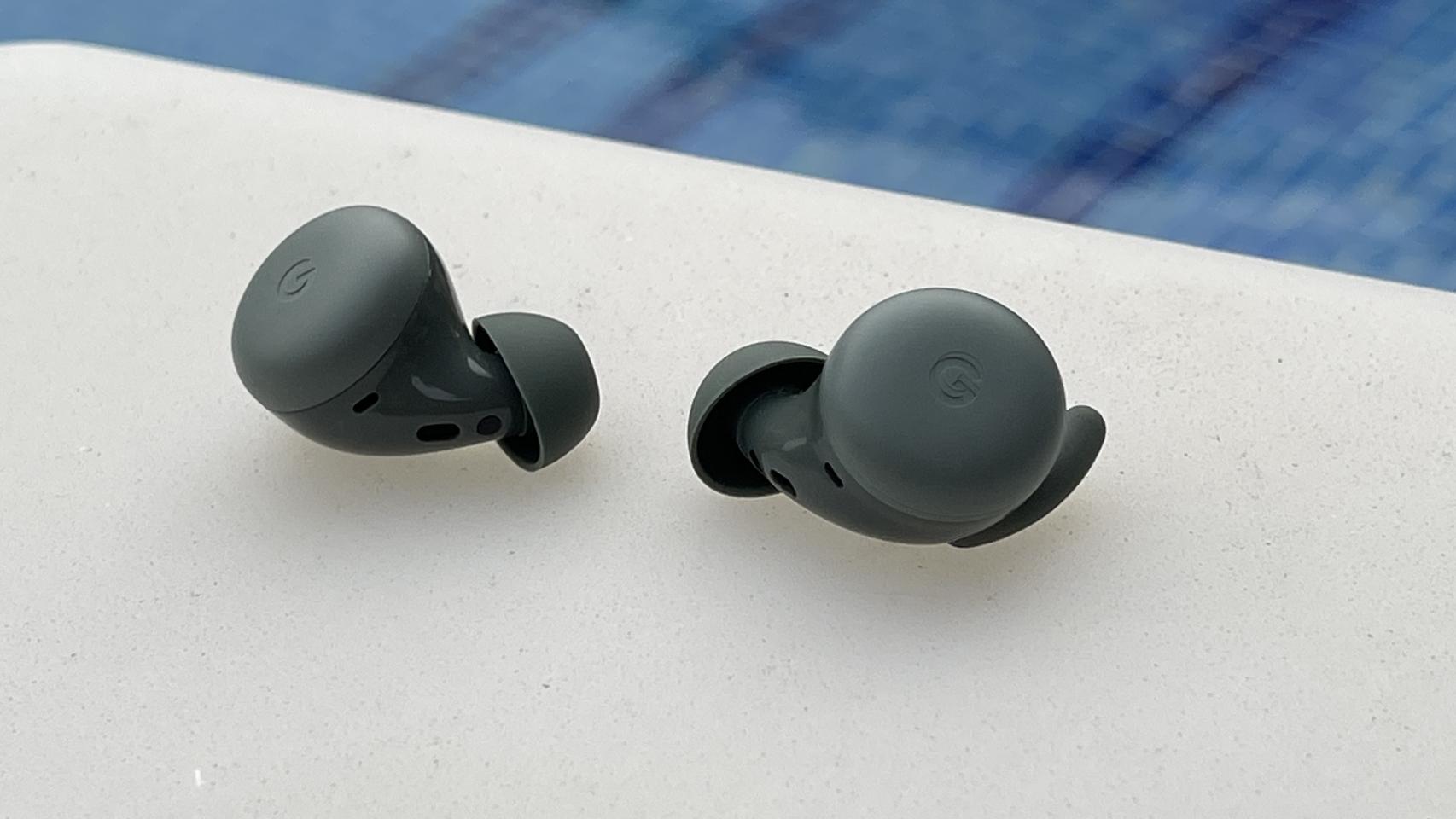 Pixel Buds, los auriculares inteligentes de Google que traducen 40