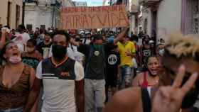 Manifestación de protesta en Cuba contra la dictadura comunista.