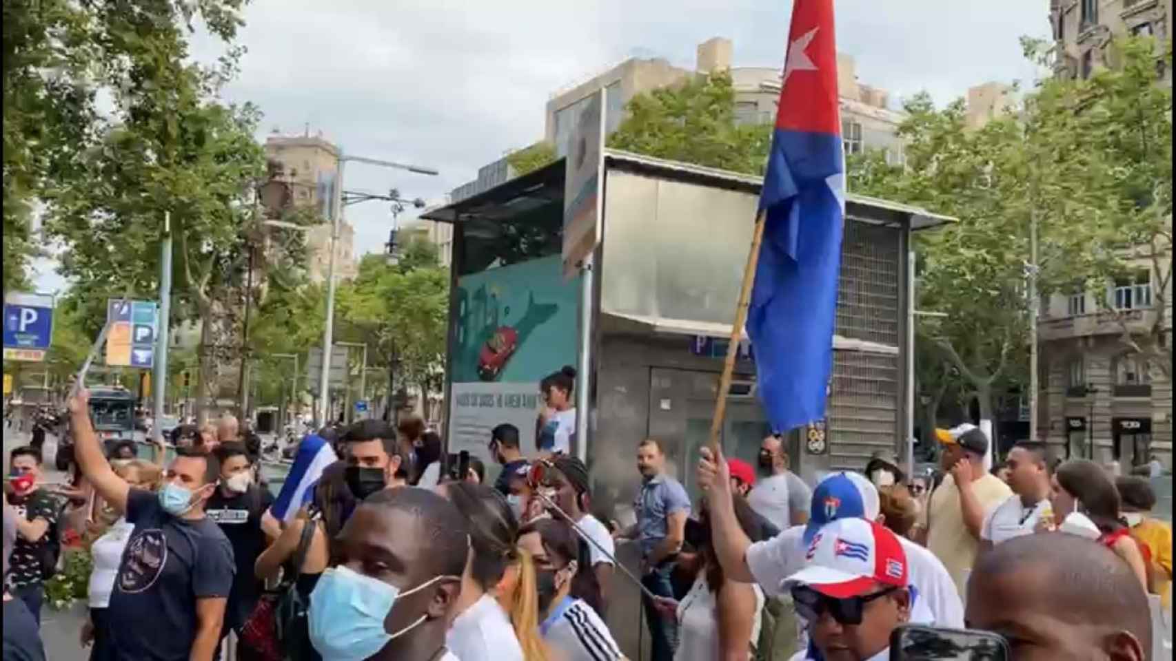 Manifestación ayer en Barcelona, frente al Consulado de Cuba