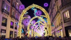 Imagen de archivo de las luces de Navidad en la calle Larios de Málaga.