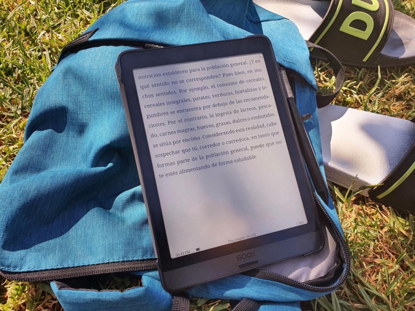 Sony también muestra un lector de eBooks de 10 pulgadas con pantalla de  tinta a color: ¿y qué pasa con Kindle?