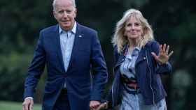 Joe y Jill Biden llegando a la Casa Blanca.