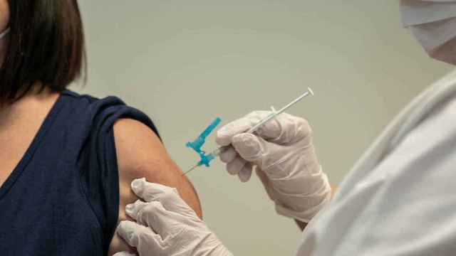 Más de la mitad de los castellano-manchegos ya están totalmente inmunizados