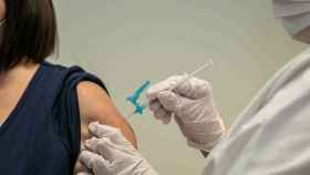 Más de la mitad de los castellano-manchegos ya están totalmente inmunizados