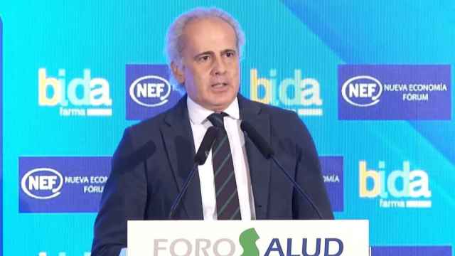 Enqrique Ruiz Escudero en el Nueva Economía Foro.