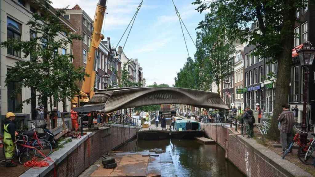 Primer puente de acero impreso en 3D, Ámsterdam