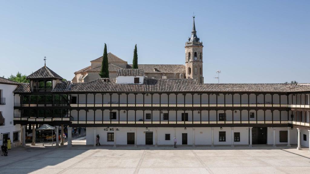 Nueva Plaza Mayor de Tembleque (Toledo)
