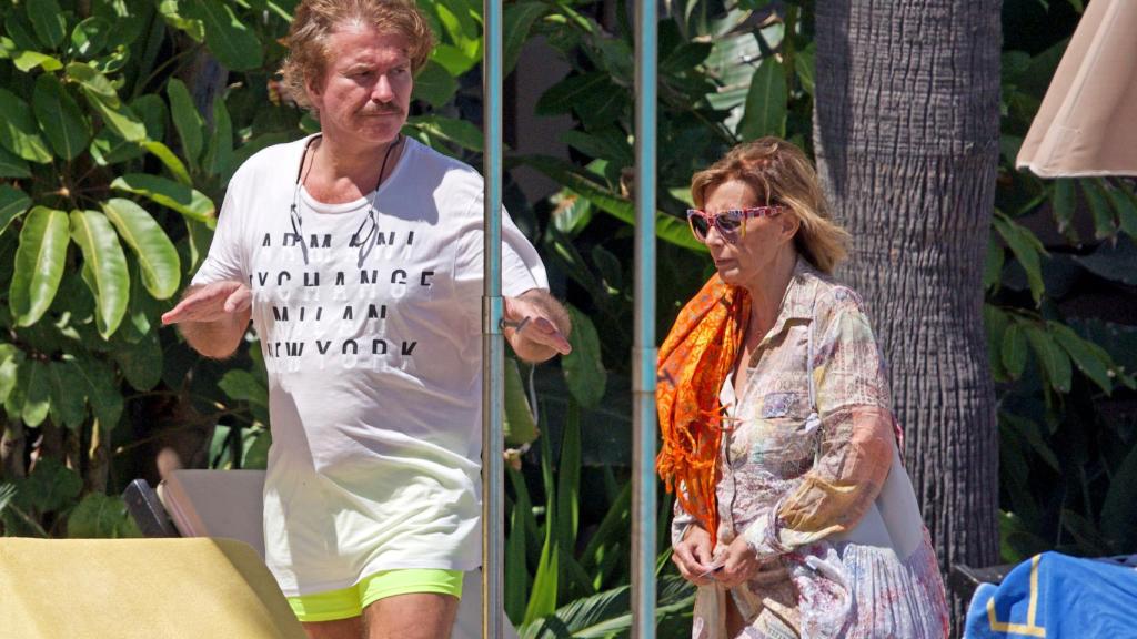 Edmundo Bigote Arrocet junto a su expareja, Teresa Campos, en sus vacaciones de 2018.
