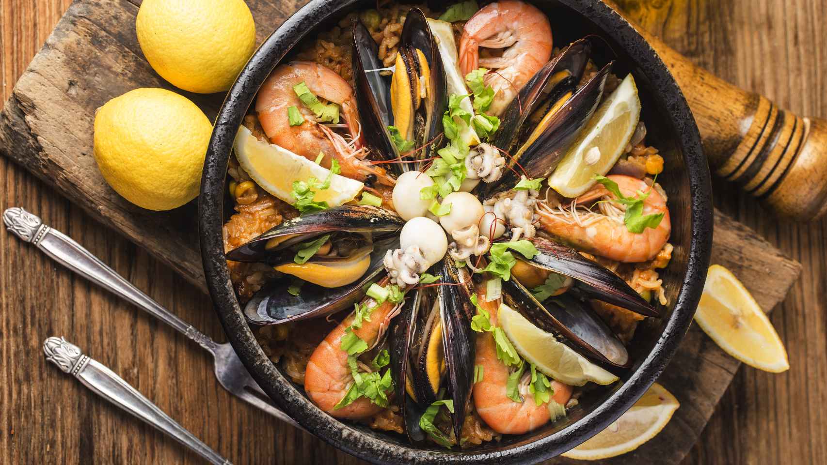 Receta de Paella, la tradicional de marisco