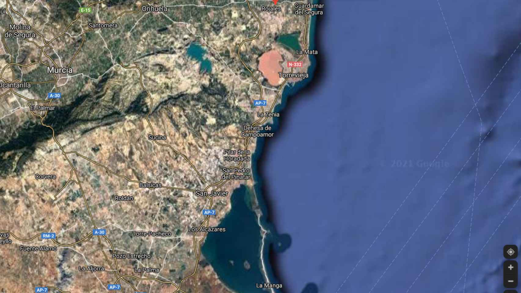 Imagen aérea desde Guardamar hasta La Manga (Murcia).