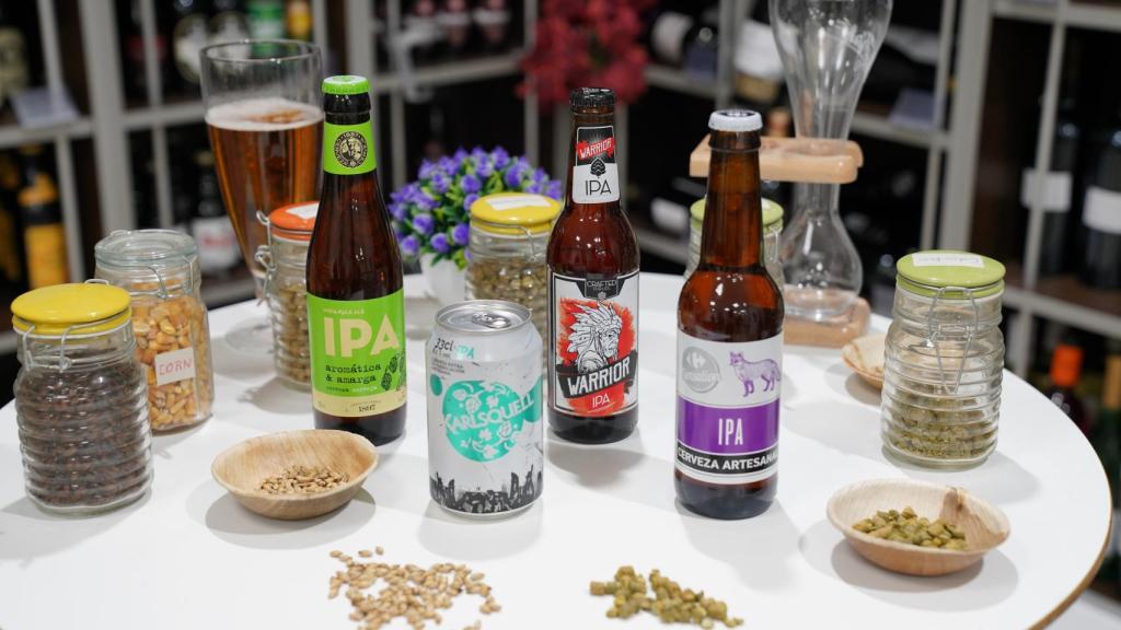 Las cuatro cervezas estilo IPA de los supermercados testadas en la cata.