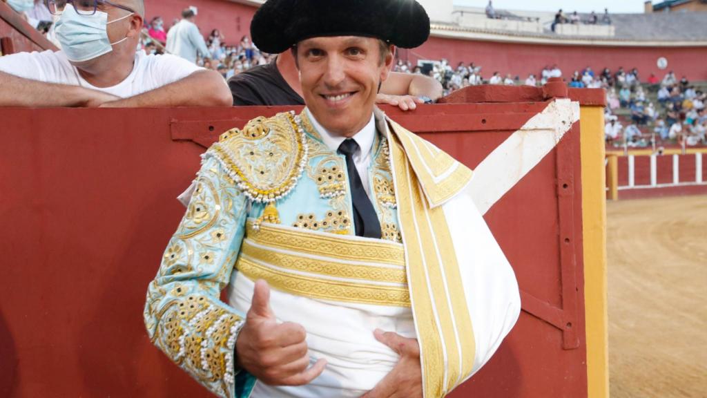 Manuel Díaz 'El Cordobés', momentos antes de entrar a la plaza de Fuengirola.