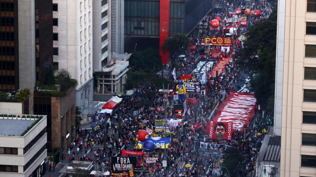 Protestas para exigir la destitución de Bolsonaro.