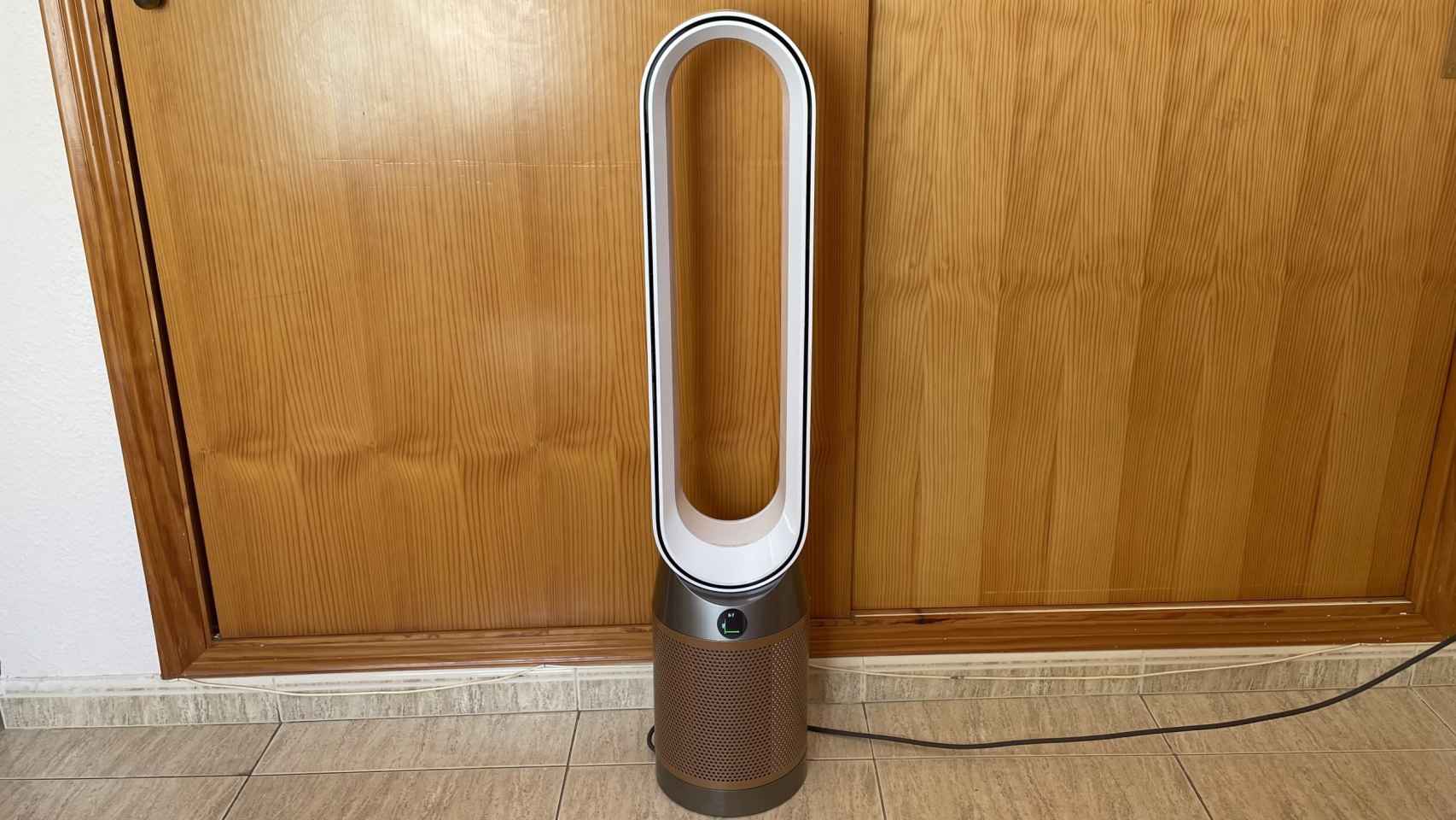 Apto esposa prosa Probamos el ventilador de Dyson: sin aspas, silencioso y que ahora purifica  mejor el aire