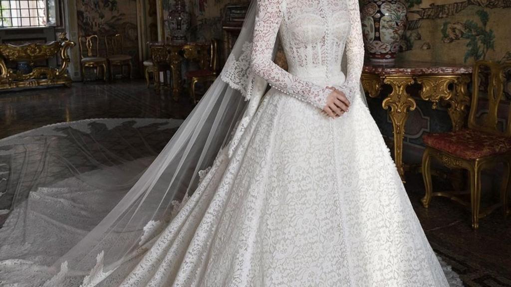 Lady Kitty Spencer vestida de novia, por Dolce&Gabbana.