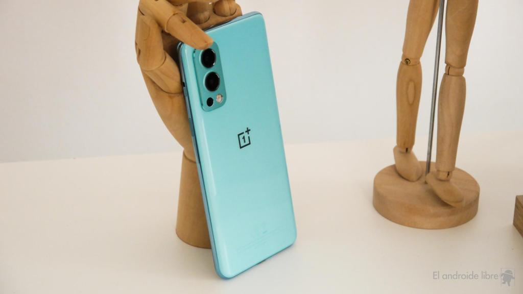 OnePlus Nord 2, su antecesor