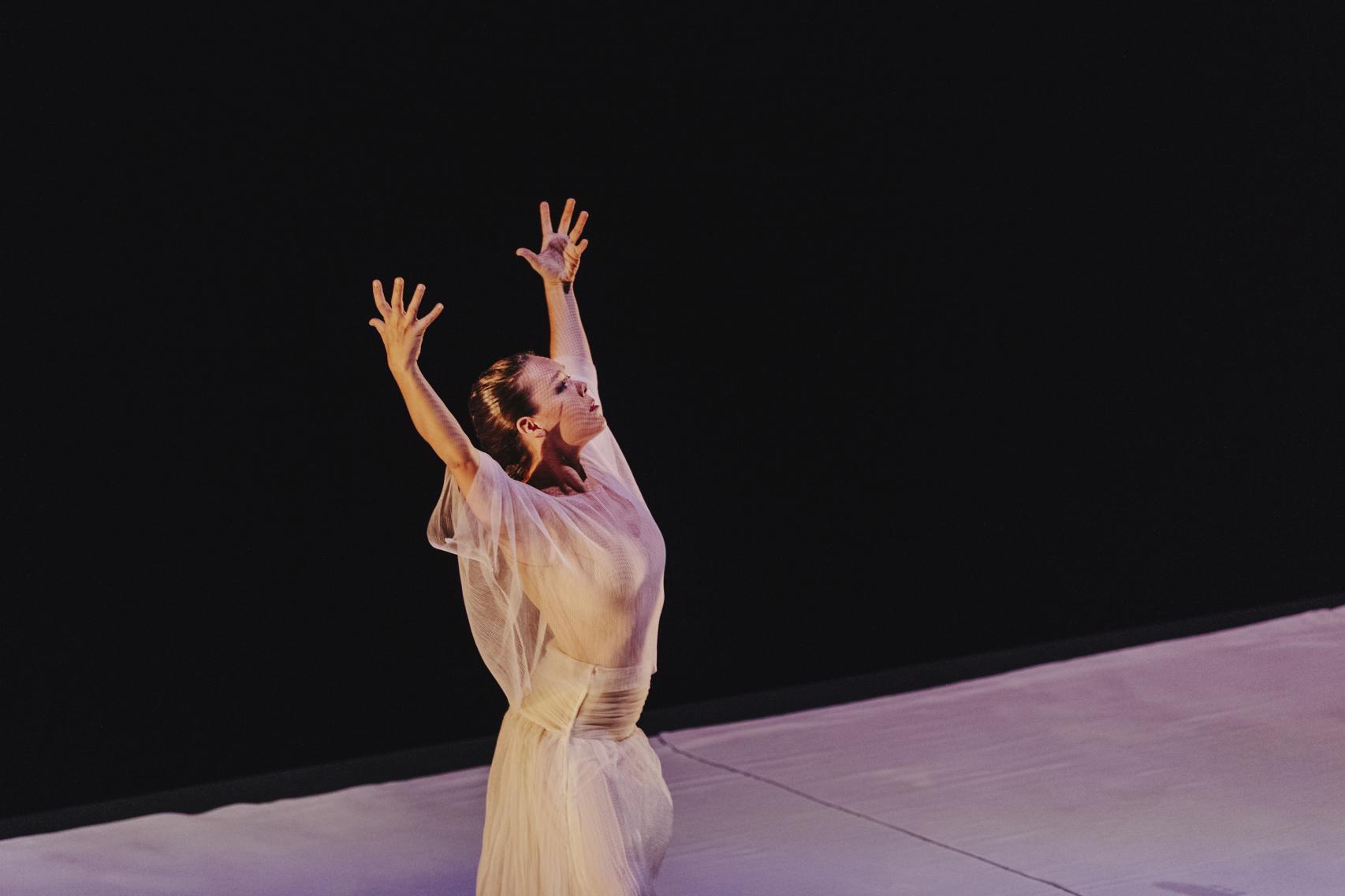Rocío Molina en el espectáculo 'Inicio'.