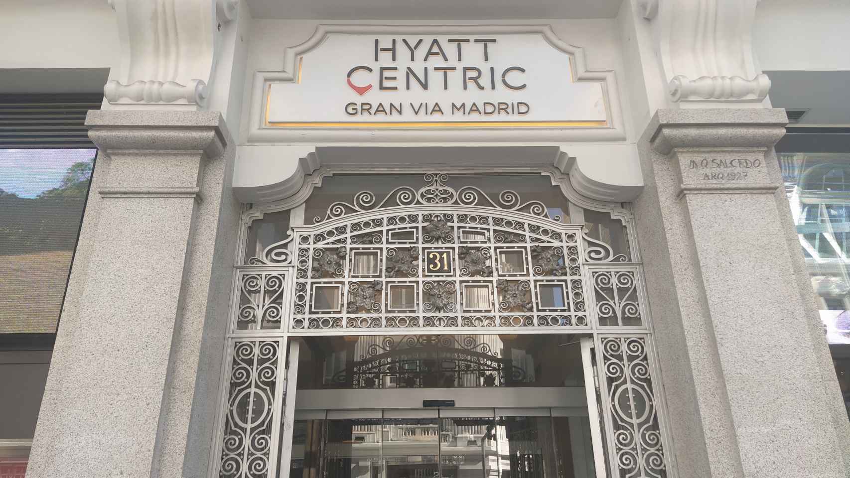 El hotel Hyatt Centric Gran Vía, situado en el número 31 de la citada calle.