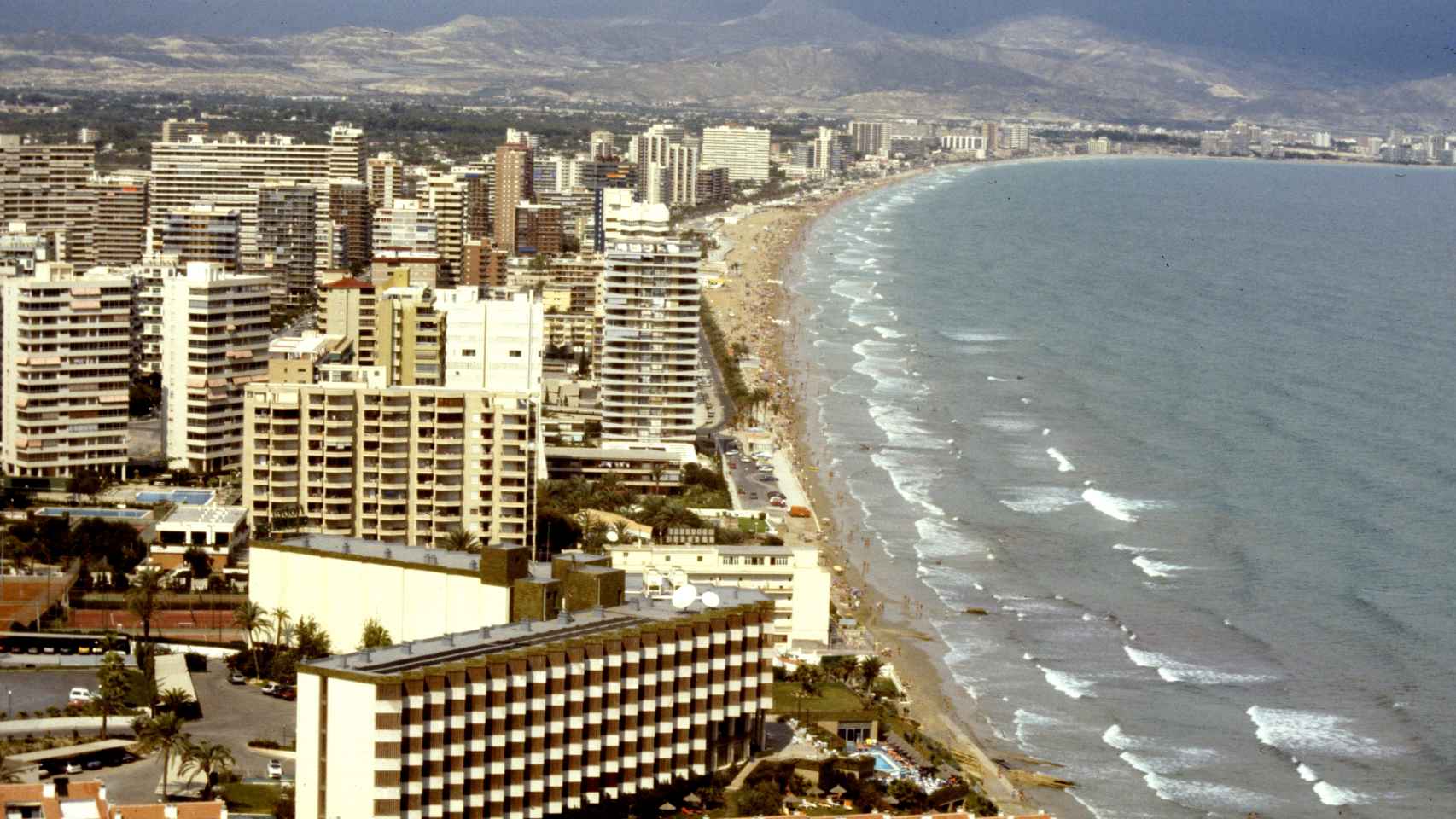 Playa de San Juan, años ochenta.