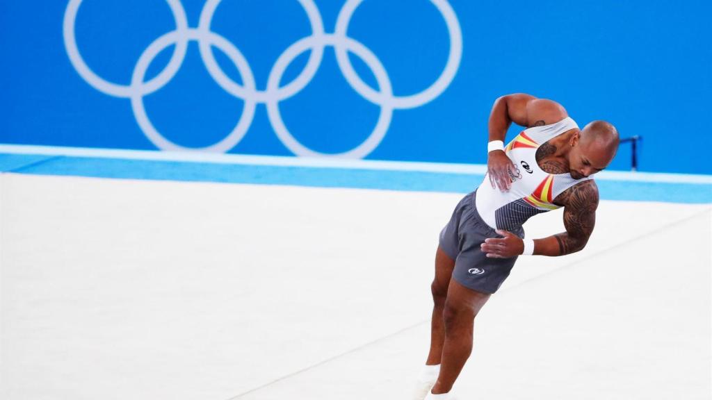 Ray Zapata durante su ejercicio en gimnasia